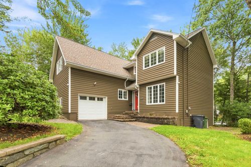 21 Forest Lane, Bedford, NS, B4A1H8 | Card Image