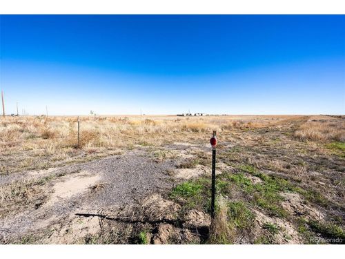 13340 Deter Winters Rd, Byers, CO, 80103-8814 | Card Image