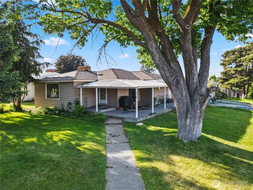 516 E 4th Ave, Warden, WA, 98857-9805 | Card Image