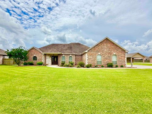 629 Pioneer Dr, Bridge City, TX, 77611-2242 | Card Image