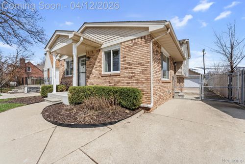 14771 Poplar St, Southgate, MI, 48195-2521 | Card Image