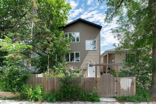 1337 Montague St, Regina, SK, S4T3J1 | Card Image
