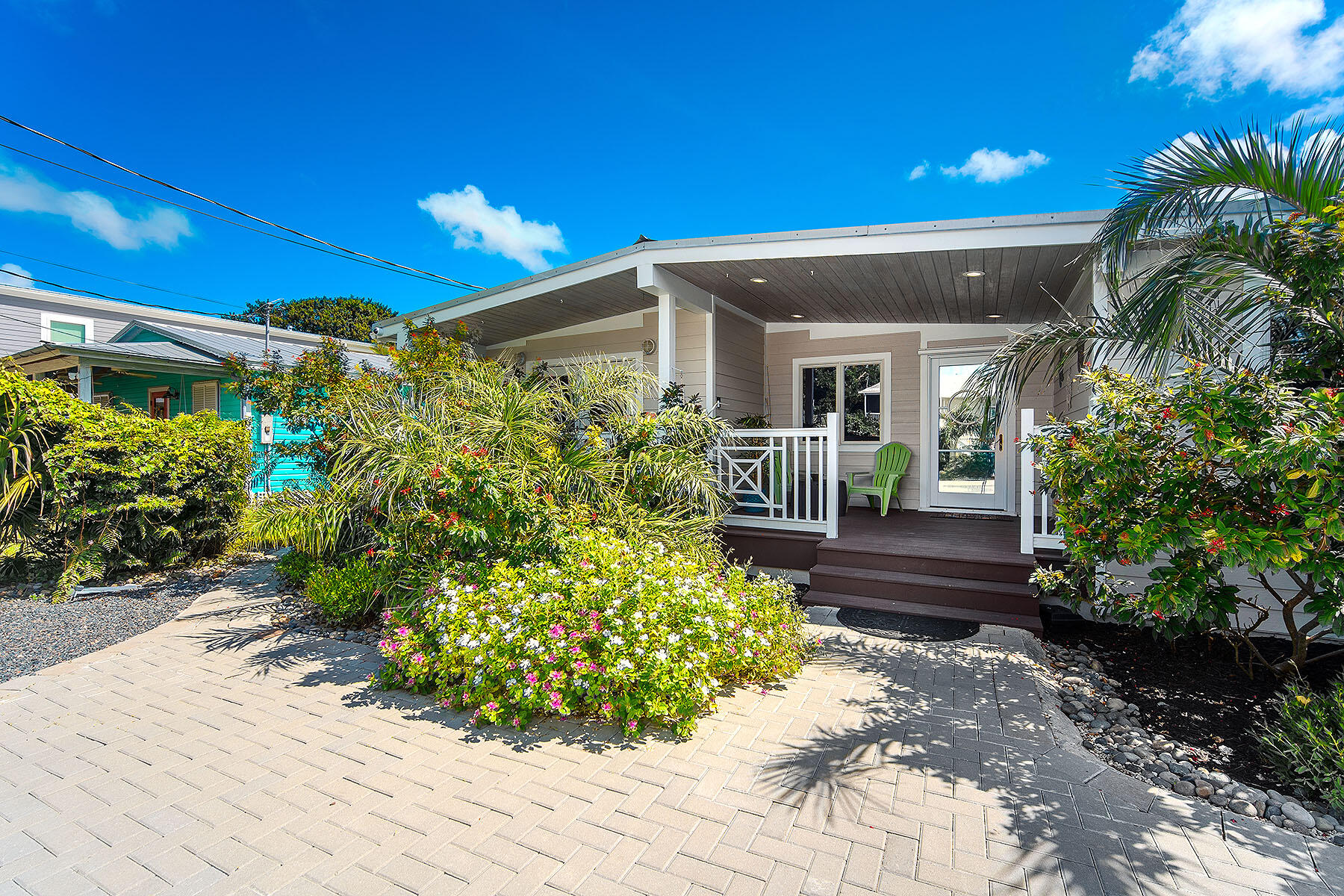 Mayan St, Summerland Key, FL 33042