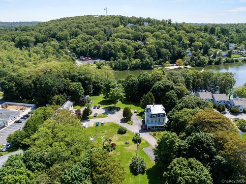 1860 E Main St, Mohegan Lake, NY, 10547-1226 | Card Image