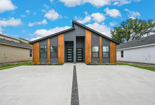 a-3018 Henry St, Greenville, TX, 75401-3244 | Card Image