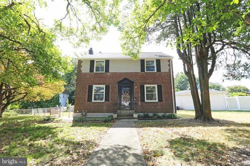 1016 Lamb Rd, SECANE, PA, 19018-2910 | Card Image