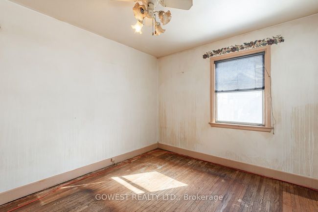 331 Lumsden Ave, House other with 3 bedrooms, 1 bathrooms and 1 parking in East York ON | Image 10