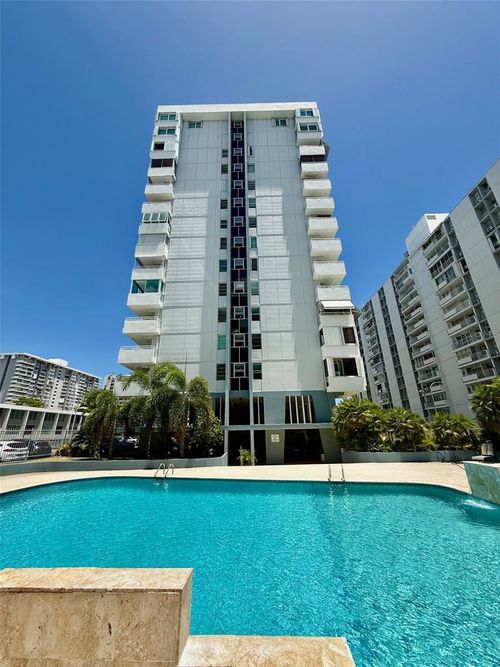 ph-14-6300 Isla Verde Isla Verde, CAROLINA, PR, 00979 | Card Image