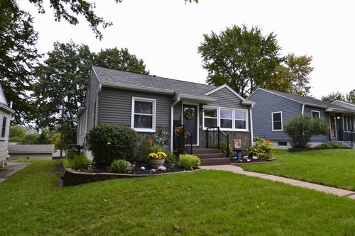2550 Cody Street, Bettendorf, IA, 52722 | Card Image