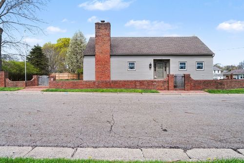 519 E Spruce Street, Marshall, MI, 49068 | Card Image