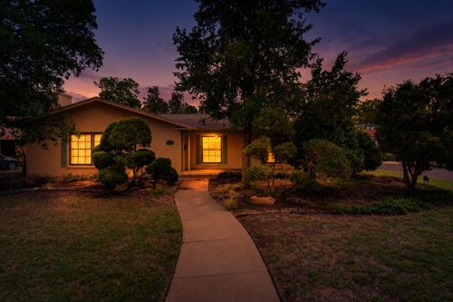 3302 20th Street, Lubbock, TX, 79410 | Card Image