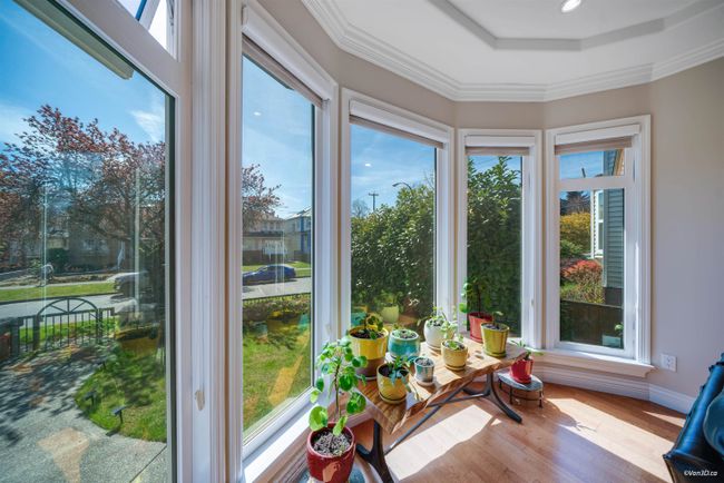 87 W 46 Th Avenue, House other with 6 bedrooms, 4 bathrooms and 5 parking in Vancouver BC | Image 34