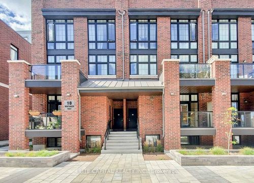 248-18 Whitaker Way, Stouffville, ON, L4A4T4 | Card Image