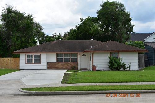 5346 Windswept Ln, Houston, TX, 77056-7214 | Card Image