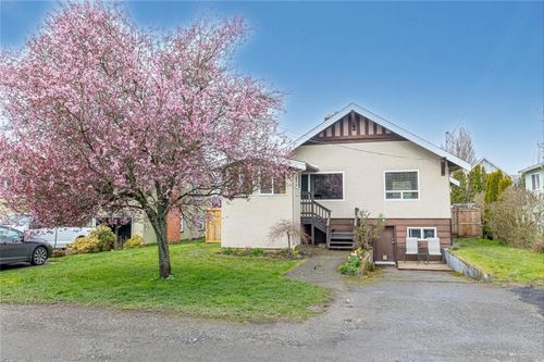 3074 Earl Grey St, Victoria, BC, V9A1W7 | Card Image