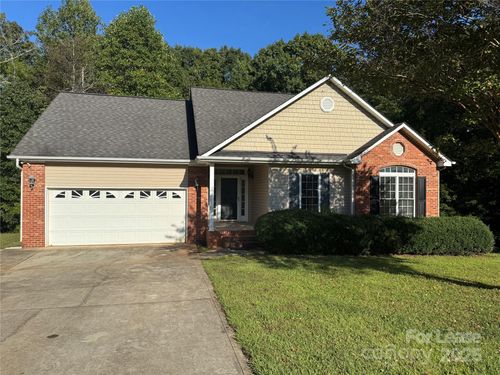 1283 Laurel Woods Dr, Gastonia, NC, 28052-5433 | Card Image