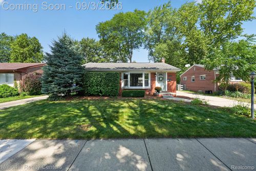 32224 Hees St, Livonia, MI, 48150-3886 | Card Image