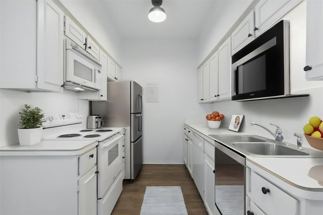 APT-206W - 4320 Bellaire Dr S, Condo with 2 bedrooms, 2 bathrooms and null parking in Fort Worth TX | Image 6