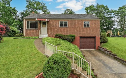 105 Hilltop Cir, Glenshaw, PA, 15116-1827 | Card Image