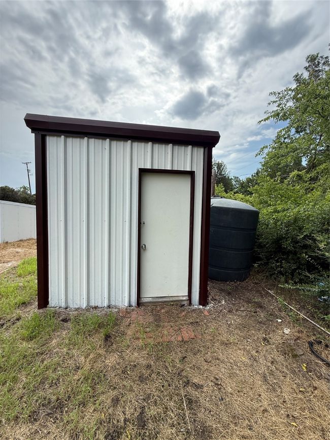 View of shed | Image 10