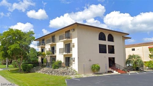 8-830 Wiggins Pass Rd, NAPLES, FL, 34110-6109 | Card Image