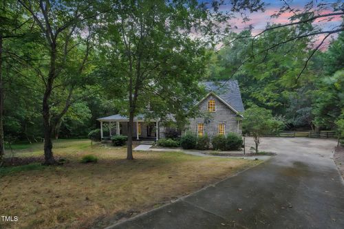 1900 High Oaks Ln, Raleigh, NC, 27606-8948 | Card Image