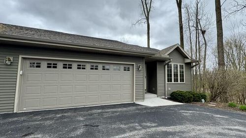 1602 Lisa Lane, New Holstein, WI, 53061 | Card Image