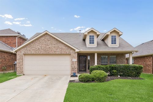 9712 Starfire Dr, Mckinney, TX, 75072-8945 | Card Image