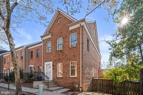 801 Hr Dr Se, WASHINGTON, DC, 20032-6005 | Card Image