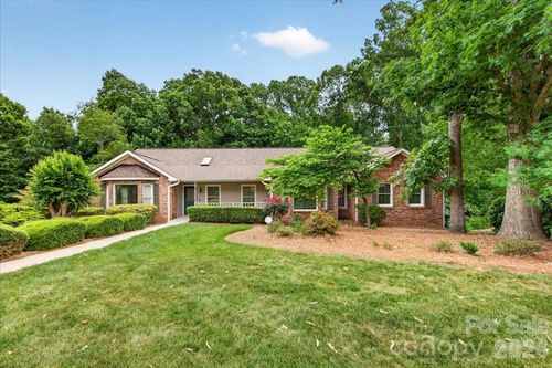 148 Miss Ellie Ln, Gastonia, NC, 28056-7697 | Card Image