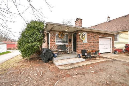 1911 Elizabeth Ave, North Chicago, IL, 60064-2623 | Card Image