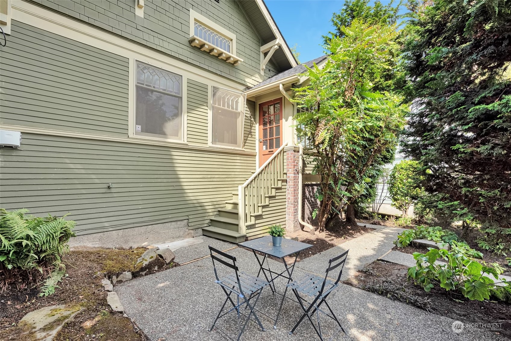 3rd Ave, Seattle, WA 98109
