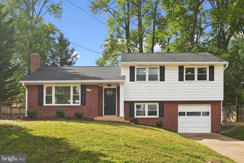 7113 Falcon St, ANNANDALE, VA, 22003-5804 | Card Image