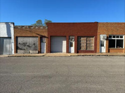 106 W Main St, Miller, MO, 65707-9223 | Card Image