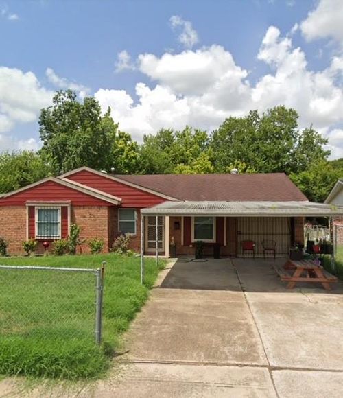 10902 Segrest Dr, Houston, TX, 77047-1017 | Card Image