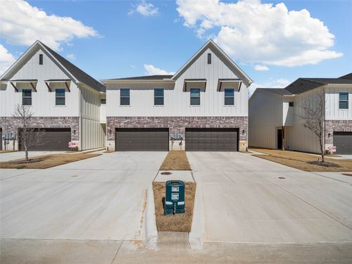 6325 Mason Ct, Dallas, TX, 75227 | Card Image