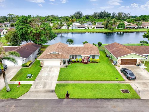 8443 Raymond Dr, Boynton Beach, FL, 33472-1064 | Card Image