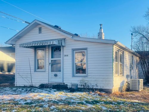 2910 5th Ave, Sioux City, IA, 51106-2102 | Card Image