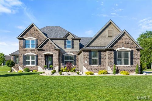6107 Knights Table Ct, Saint Charles, MO, 63304-7571 | Card Image