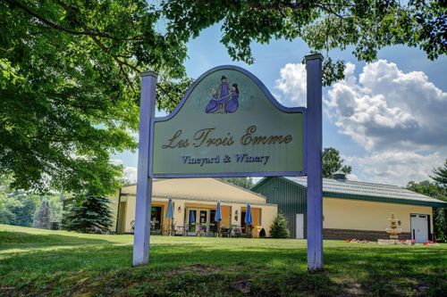 8 Knight Rd, New Marlborough, MA, 01230 | Card Image