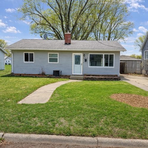 1813 18th Ave, Sterling, IL, 61081-1609 | Card Image