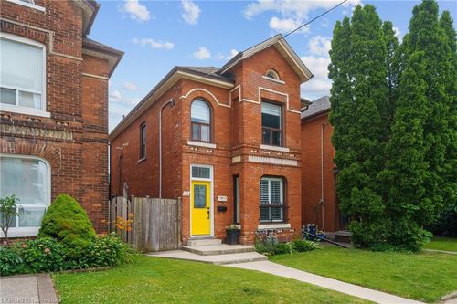 1-22 Aikman Ave, Hamilton, ON, L8M1P7 | Card Image