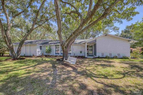 3 Bowstring Cir, Pensacola, FL, 32507-8729 | Card Image