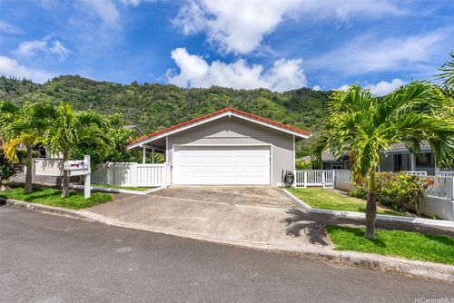 187 Kaeleloi Pl, Honolulu, HI, 96821-2440 | Card Image