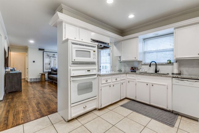 605 Devonshire Dr, House other with 2 bedrooms, 2 bathrooms and null parking in Richardson TX | Image 13