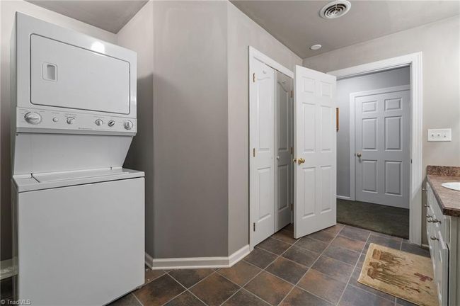 5752 Davis Rd, House other with 3 bedrooms, 4 bathrooms and null parking in Walkertown NC | Image 33
