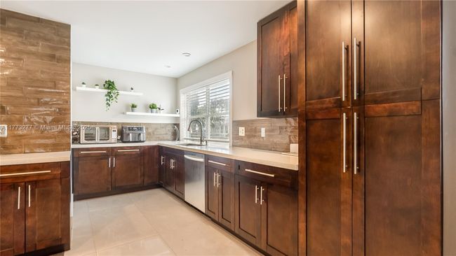 2719 Arrowwood Ct, House other with 3 bedrooms, 2 bathrooms and null parking in Davie FL | Image 23