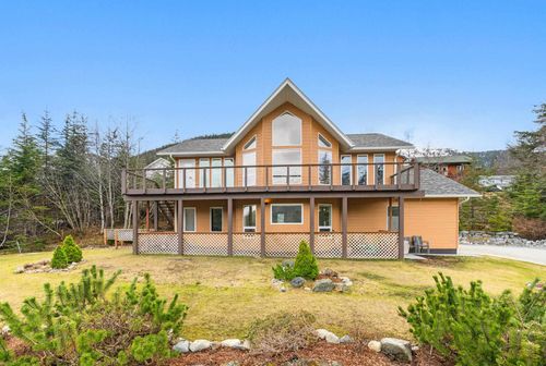 2917 Blueberry Hills Rd S, Juneau, AK, 99801-1987 | Card Image