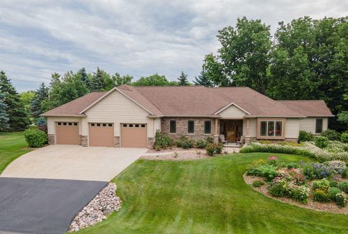 1500 Hidden Acres Lane, NEENAH, WI, 54956 | Card Image