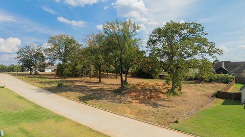 141 Ella Kate Dr, Longview, TX, 75605-0043 | Card Image